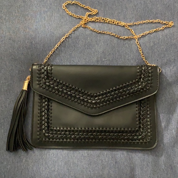 Clutch - Picture 3 of 3